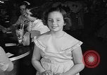 Immagine di Il sovrappeso gioventù in America New York City USA, 1955, secondo 56 filmato di repertorio 65675044722