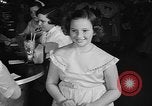 Immagine di Il sovrappeso gioventù in America New York City USA, 1955, secondo 57 filmato di repertorio 65675044722