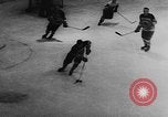 Immagine di Amatoriale Campionato di Hockey Germania, 1955, secondo 38 filmato di repertorio 65675044726