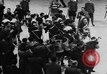 Immagine di Amatoriale Campionato di Hockey Germania, 1955, secondo 58 filmato di repertorio 65675044726