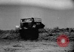 Standbild vielseitige Fahrzeug Spanien, 1957, aus Sekunde 6 historischem Filmmaterial Videoclip 65675044731
