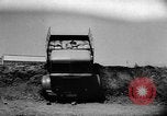 Standbild vielseitige Fahrzeug Spanien, 1957, aus Sekunde 10 historischem Filmmaterial Videoclip 65675044731