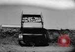 Standbild vielseitige Fahrzeug Spanien, 1957, aus Sekunde 12 historischem Filmmaterial Videoclip 65675044731