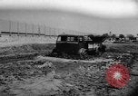 Standbild vielseitige Fahrzeug Spanien, 1957, aus Sekunde 22 historischem Filmmaterial Videoclip 65675044731