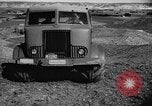 Standbild vielseitige Fahrzeug Spanien, 1957, aus Sekunde 32 historischem Filmmaterial Videoclip 65675044731