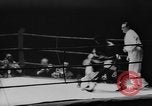 Standbild Welt Federgewicht WM-Kampf Frankreich, 1957, aus Sekunde 50 historischem Filmmaterial Videoclip 65675044734