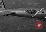 Standbild B-17-Bomber der Vereinigten Staaten California United States USA, 1940, aus Sekunde 17 historischem Filmmaterial Videoclip 65675044737