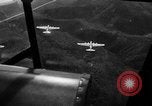 Standbild B-17-Bomber der Vereinigten Staaten California United States USA, 1940, aus Sekunde 22 historischem Filmmaterial Videoclip 65675044737