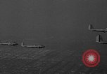 Standbild B-17-Bomber der Vereinigten Staaten California United States USA, 1940, aus Sekunde 28 historischem Filmmaterial Videoclip 65675044737