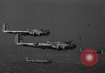 Standbild B-17-Bomber der Vereinigten Staaten California United States USA, 1940, aus Sekunde 33 historischem Filmmaterial Videoclip 65675044737
