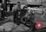 Standbild home-made-Dampf-angetriebene Automobil Jamesburg New Jersey USA, 1940, aus Sekunde 5 historischem Filmmaterial Videoclip 65675044738