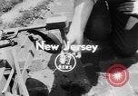 Image éduqués tondeuse à gazon New Jersey United States USA, 1953, de la seconde 3 séquences d'archives historiques vidéo 65675044745