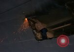 Image la réparation de dommages dus à une collision Naples Italie, 1965, de la seconde 12 séquences d'archives historiques vidéo 65675044750