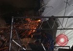 Image la réparation de dommages dus à une collision Naples Italie, 1965, de la seconde 28 séquences d'archives historiques vidéo 65675044750