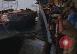 Image la réparation de dommages dus à une collision Naples Italie, 1965, de la seconde 33 séquences d'archives historiques vidéo 65675044751