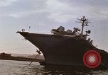 Image la réparation de dommages dus à une collision Naples Italie, 1965, de la seconde 30 séquences d'archives historiques vidéo 65675044752