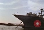 Image la réparation de dommages dus à une collision Naples Italie, 1965, de la seconde 37 séquences d'archives historiques vidéo 65675044752