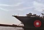 Image la réparation de dommages dus à une collision Naples Italie, 1965, de la seconde 48 séquences d'archives historiques vidéo 65675044752
