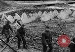 Immagine di Truppe tedesche Carpazi, 1944, secondo 30 filmato di repertorio 65675044754