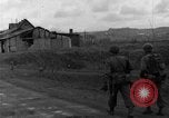 Standbild 99 Infanterie Division Wetzlar Deutschland, 1945, aus Sekunde 3 historischem Filmmaterial Videoclip 65675044755