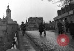 Standbild 99 Infanterie Division Wetzlar Deutschland, 1945, aus Sekunde 52 historischem Filmmaterial Videoclip 65675044755