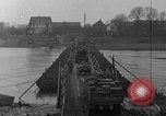 Standbild 90 Division Mülheim Deutschland, 1945, aus Sekunde 25 historischem Filmmaterial Videoclip 65675044756