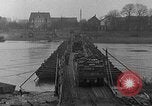 Standbild 90 Division Mülheim Deutschland, 1945, aus Sekunde 30 historischem Filmmaterial Videoclip 65675044756