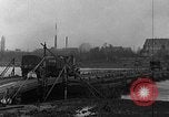 Standbild 90 Division Mülheim Deutschland, 1945, aus Sekunde 53 historischem Filmmaterial Videoclip 65675044756
