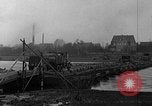 Standbild 90 Division Mülheim Deutschland, 1945, aus Sekunde 55 historischem Filmmaterial Videoclip 65675044756