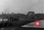 Standbild 90 Division Mülheim Deutschland, 1945, aus Sekunde 57 historischem Filmmaterial Videoclip 65675044756
