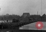 Standbild 90 Division Mülheim Deutschland, 1945, aus Sekunde 61 historischem Filmmaterial Videoclip 65675044756
