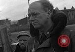 Image des prisonniers de guerre alliés Wetzlar Allemagne, 1945, de la seconde 19 séquences d'archives historiques vidéo 65675044757
