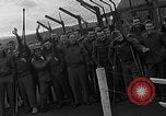 Image des prisonniers de guerre alliés Wetzlar Allemagne, 1945, de la seconde 51 séquences d'archives historiques vidéo 65675044757