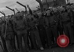 Image des prisonniers de guerre alliés Wetzlar Allemagne, 1945, de la seconde 62 séquences d'archives historiques vidéo 65675044757