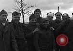 Immagine di Allied i prigionieri di guerra Wetzlar Germania, 1945, secondo 33 filmato di repertorio 65675044758