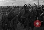 Immagine di Allied i prigionieri di guerra Wetzlar Germania, 1945, secondo 16 filmato di repertorio 65675044759