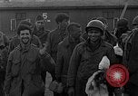 Immagine di Allied i prigionieri di guerra Wetzlar Germania, 1945, secondo 27 filmato di repertorio 65675044759