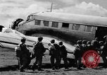 Image parachutistes français l'Indochine, 1950, de la seconde 12 séquences d'archives historiques vidéo 65675044770