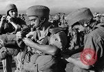 Immagine di I paracadutisti francesi Indocina, 1950, secondo 4 filmato di repertorio 65675044772