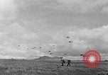 Immagine di I paracadutisti francesi Indocina, 1950, secondo 42 filmato di repertorio 65675044772