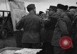 Standbild General Henri Navarre Korea, 1952, aus Sekunde 23 historischem Filmmaterial Videoclip 65675044779
