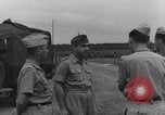 Standbild General Henri Navarre Korea, 1952, aus Sekunde 35 historischem Filmmaterial Videoclip 65675044779