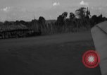 Standbild Douglas C-47 Skytrain Nadzab New Guinea, 1943, aus Sekunde 3 historischem Filmmaterial Videoclip 65675044787
