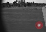 Standbild Douglas C-47 Skytrain Nadzab New Guinea, 1943, aus Sekunde 6 historischem Filmmaterial Videoclip 65675044787