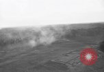 Standbild Douglas C-47 Skytrain Nadzab New Guinea, 1943, aus Sekunde 55 historischem Filmmaterial Videoclip 65675044787
