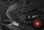 Immagine di Nadzab feriti Marilanin Nuova Guinea, 1943, secondo 40 filmato di repertorio 65675044792