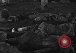 Immagine di Nadzab feriti Marilanin Nuova Guinea, 1943, secondo 46 filmato di repertorio 65675044792
