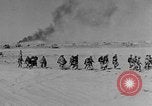 Standbild Explosionen Nordafrika, 1943, aus Sekunde 11 historischem Filmmaterial Videoclip 65675044801