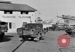 Standbild Lkw entladen Algier Algerien, 1943, aus Sekunde 50 historischem Filmmaterial Videoclip 65675044803