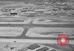 Standbild Suwon Air Base K-13 Korea, 1953, aus Sekunde 19 historischem Filmmaterial Videoclip 65675044811